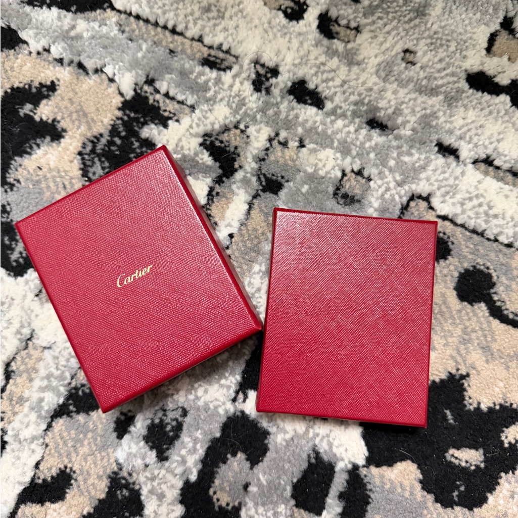 New Cartier Luxurious Red Box Empty New Cartier Luxurious Red Box Empty